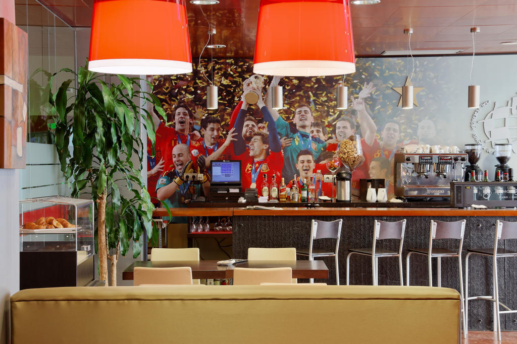 Hotelsefutbol Las Rozas de Madrid Exteriér fotografie