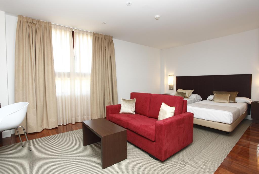 Hotelsefutbol Las Rozas de Madrid Exteriér fotografie